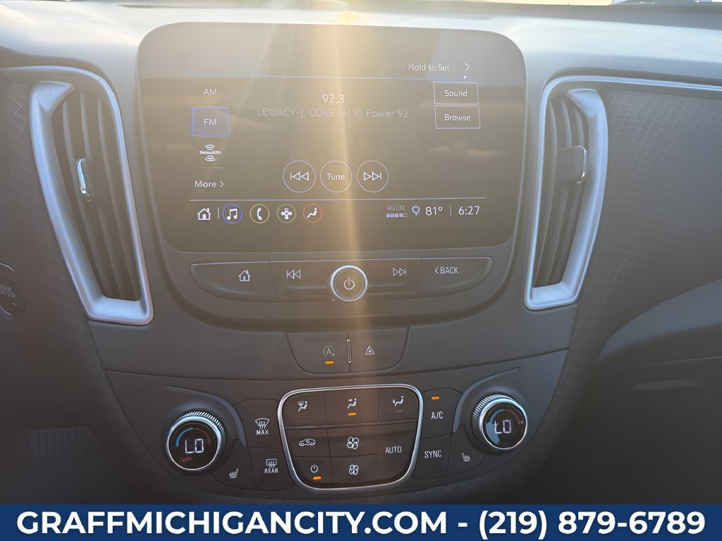 Used 2024 Chevrolet Malibu LT FWD image 16