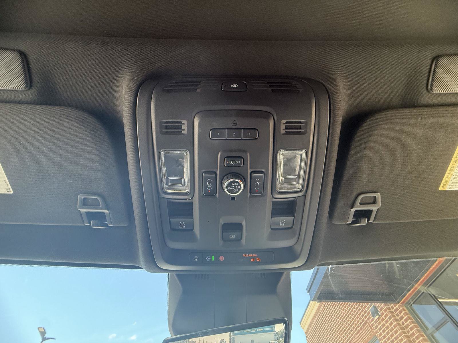 Used 2021 Cadillac Escalade ESV Sport w/ Driver Assist Tech Package AWD/4WD image 9