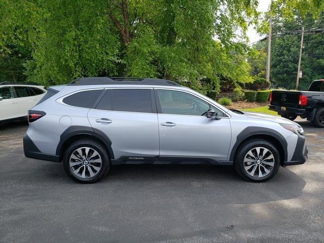 Used 2024 Subaru Outback Limited image 2