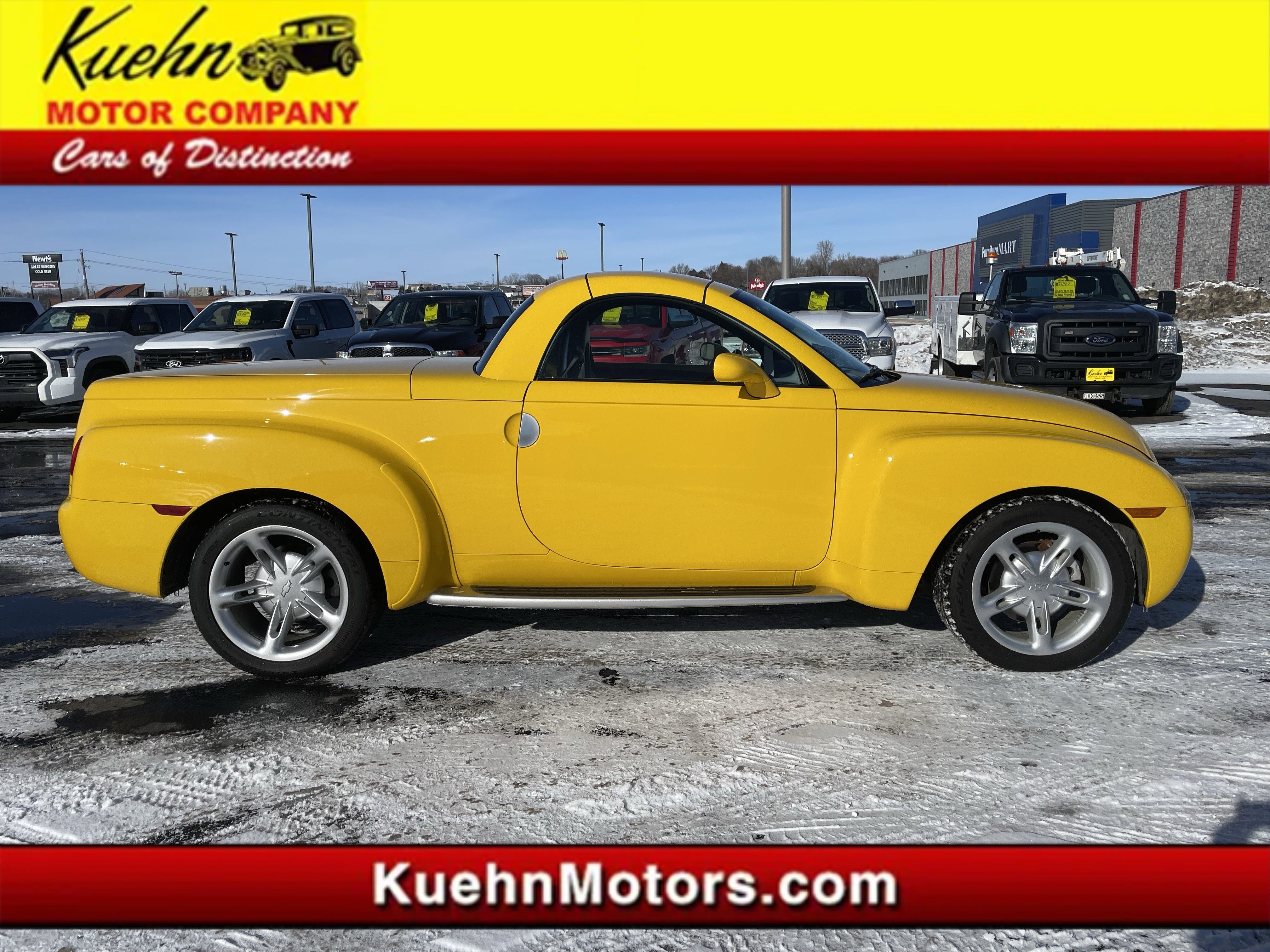 Used 2003 Chevrolet SSR w/ Preferred Equipment Group
