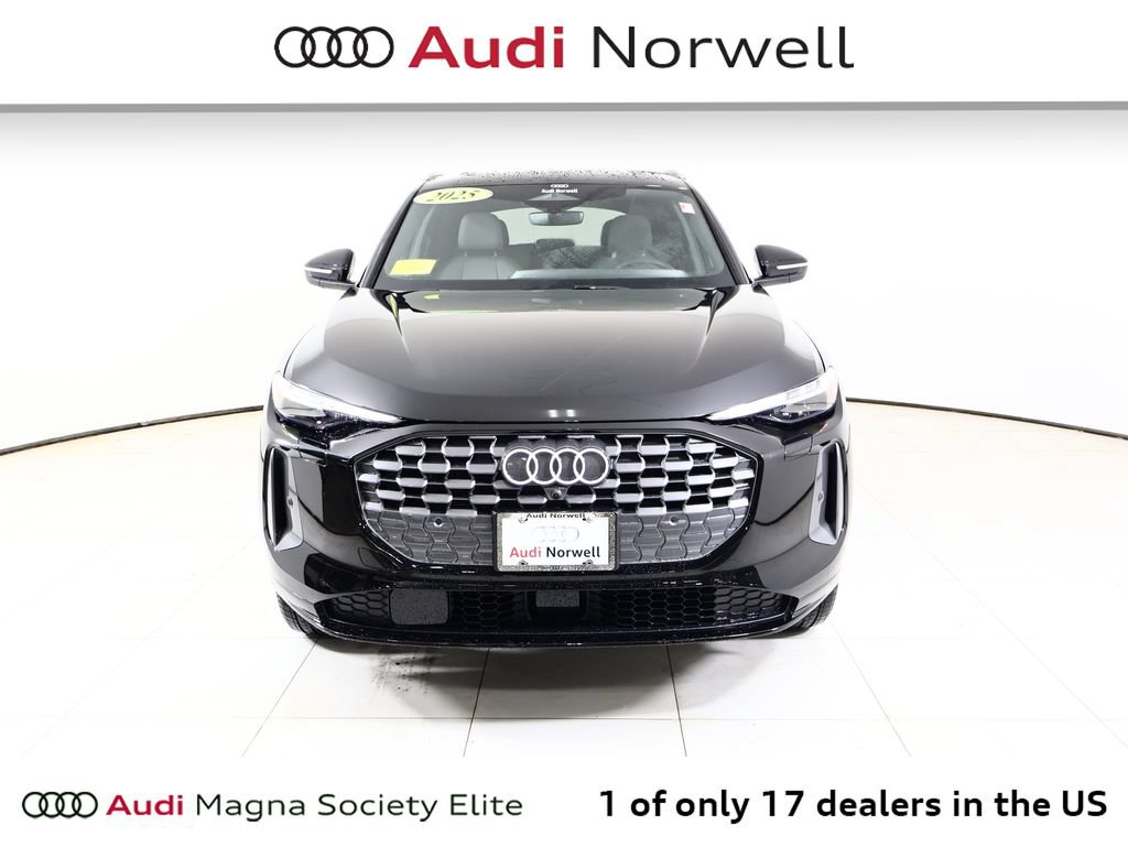 Used 2025 Audi Q5 Premium Plus AWD/4WD image 11