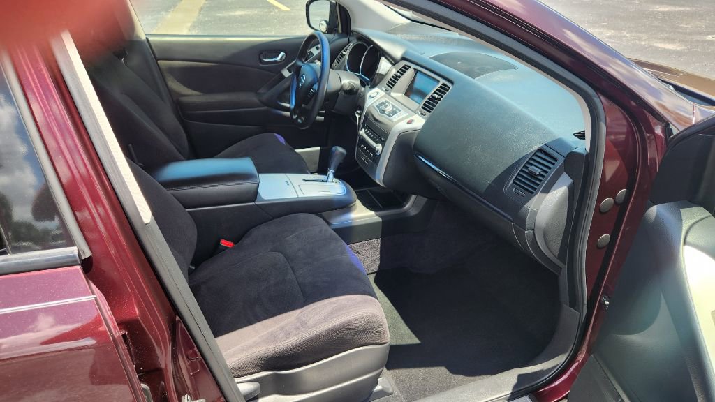 Used 2014 Nissan Murano S FWD image 18