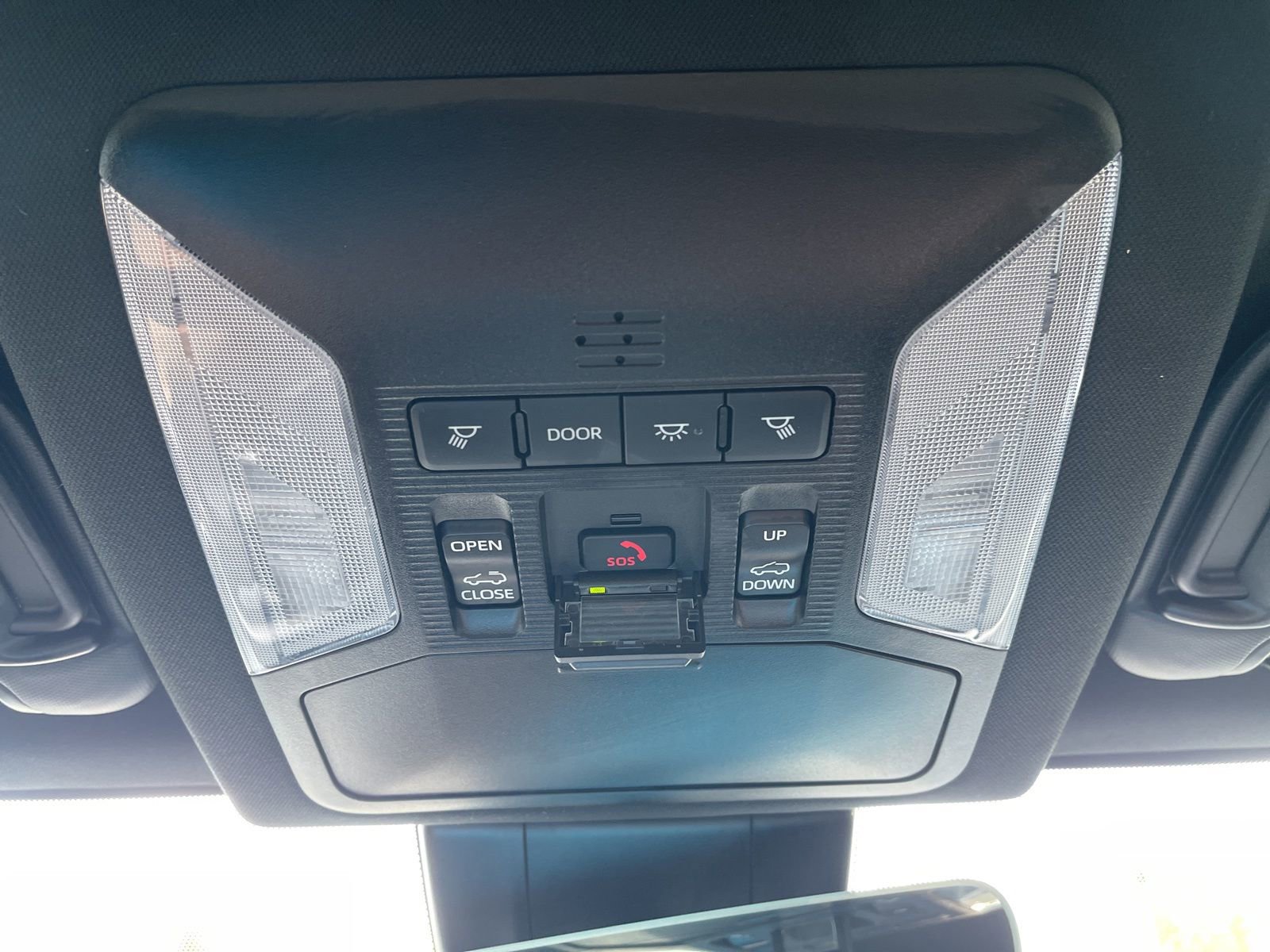 Used 2022 Toyota RAV4 XSE image 32