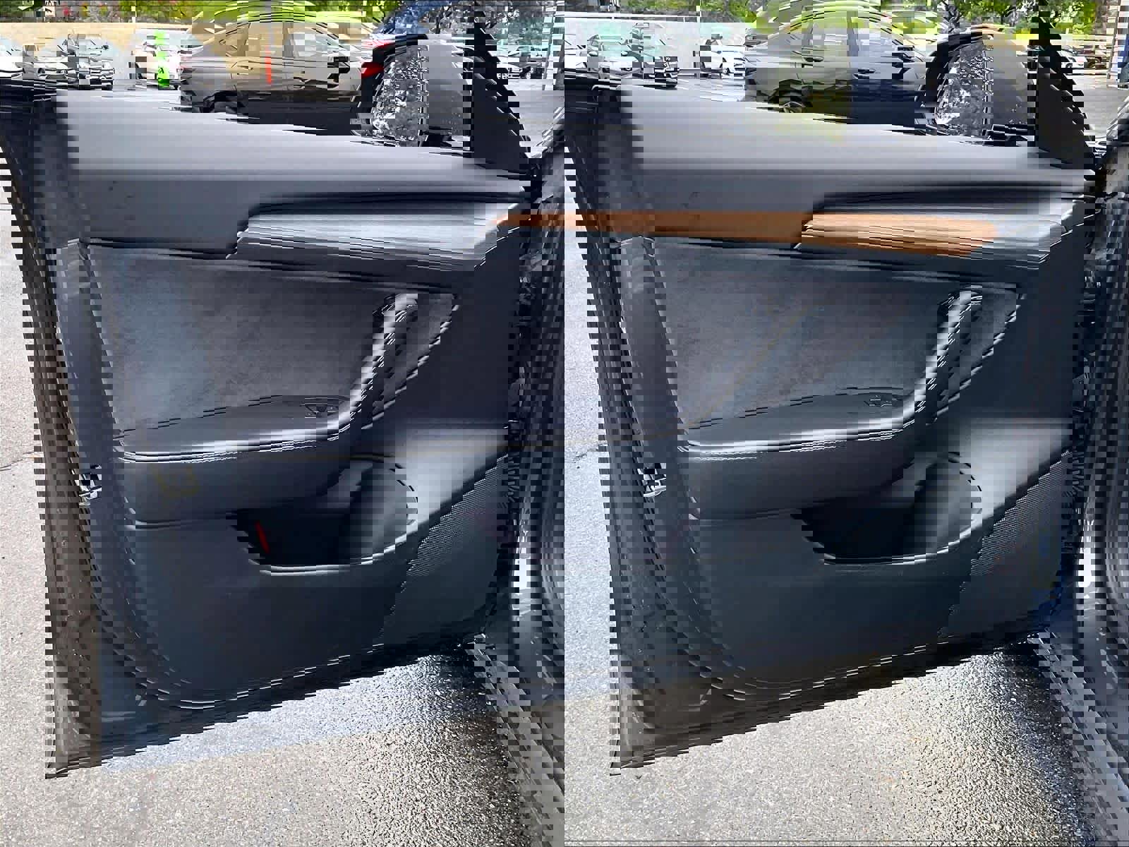 Used 2023 Tesla Model 3 Standard Range image 21