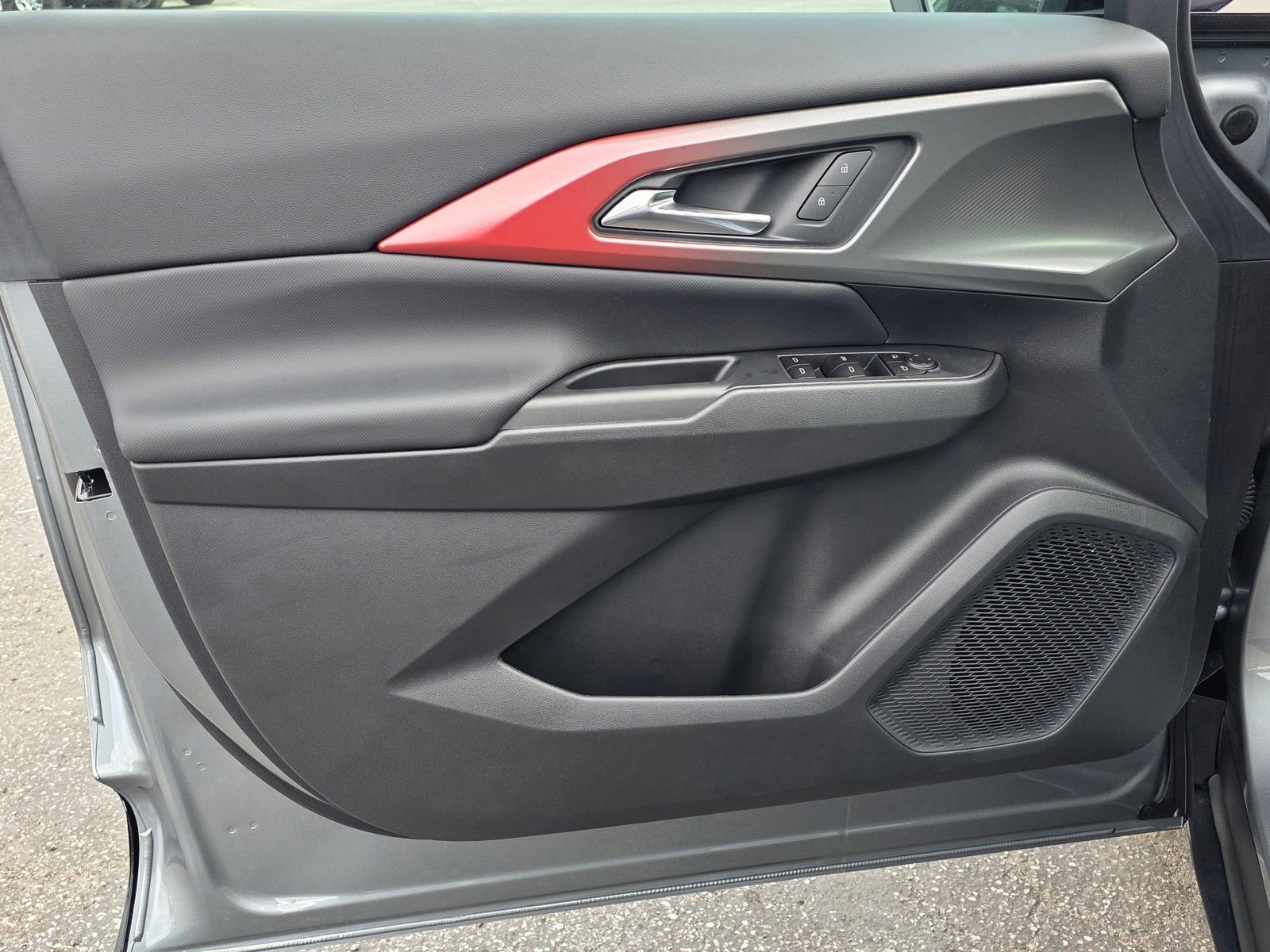 New 2026 Chevrolet Equinox EV RS image 21