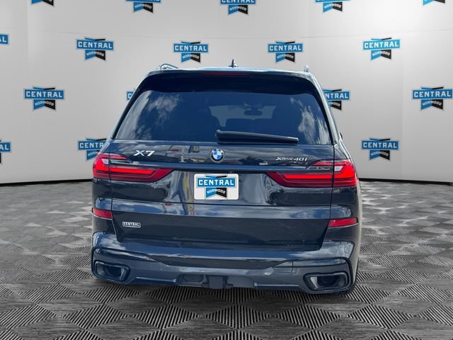 Used 2022 BMW X7 xDrive40i w/ M Sport Package image 4