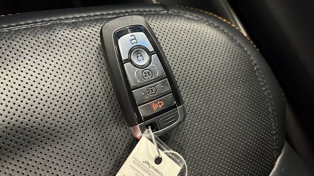 Used 2025 Ford Expedition Tremor AWD/4WD image 20
