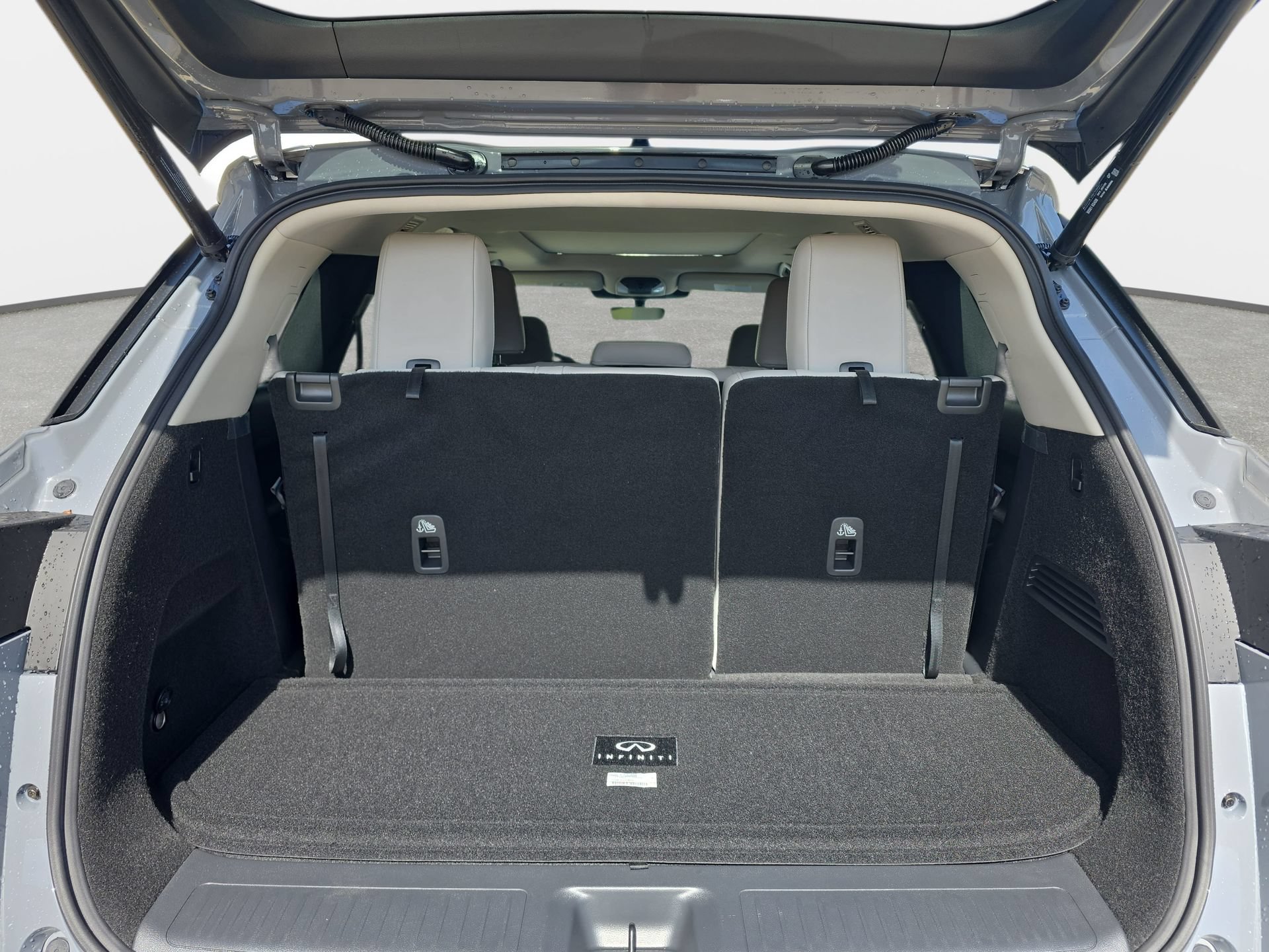New 2027 INFINITI QX60 Luxe w/ Cargo Package FWD image 12