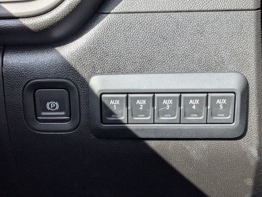 New 2026 Chevrolet Silverado 2500 W/T w/ WT Convenience Package image 28