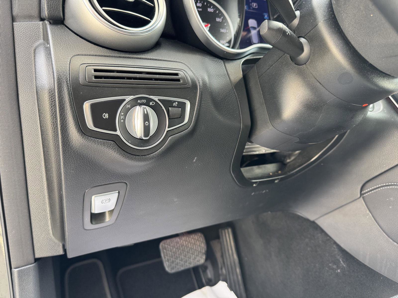 Certified 2020 Mercedes-Benz GLC 300 GLC 300 image 7