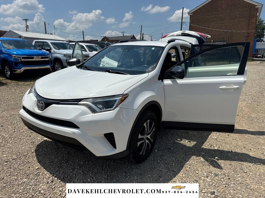 Used 2017 Toyota RAV4 LE w/ All Weather Liner Package AWD/4WD image 10