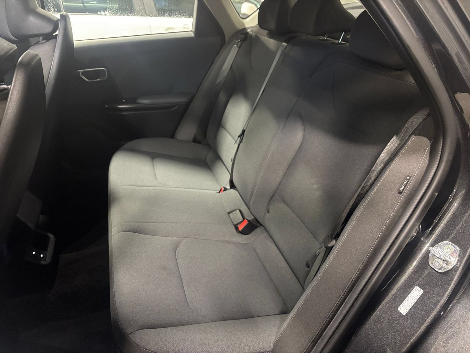 Used 2025 Kia K4 FWD image 35