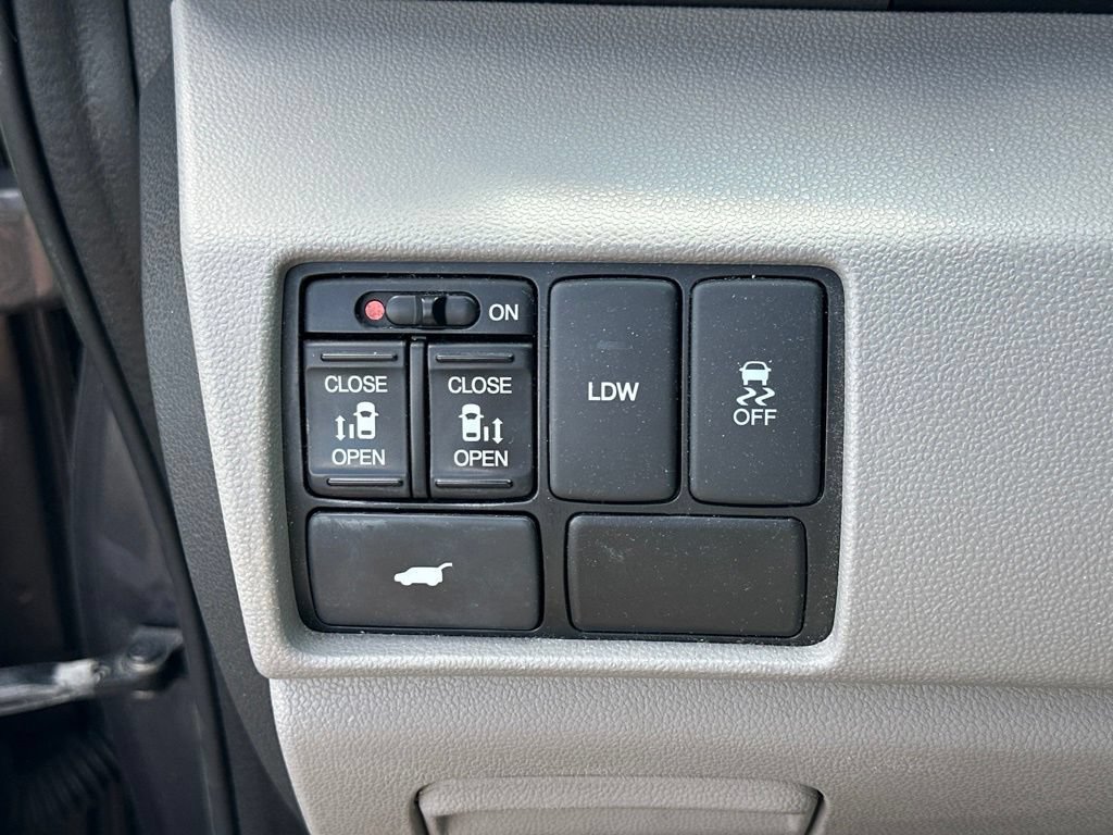 Used 2015 Honda Odyssey EX-L image 19