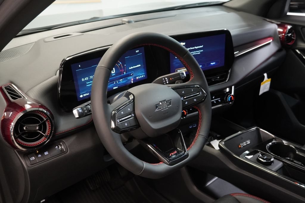 New 2027 Chevrolet Equinox RS w/ LPO, Floor Liner Package FWD image 6