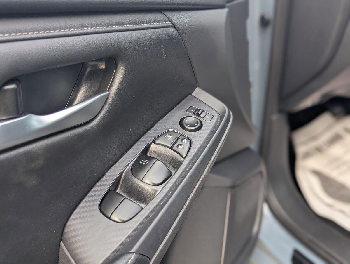 Used 2024 Nissan Sentra SV FWD image 18