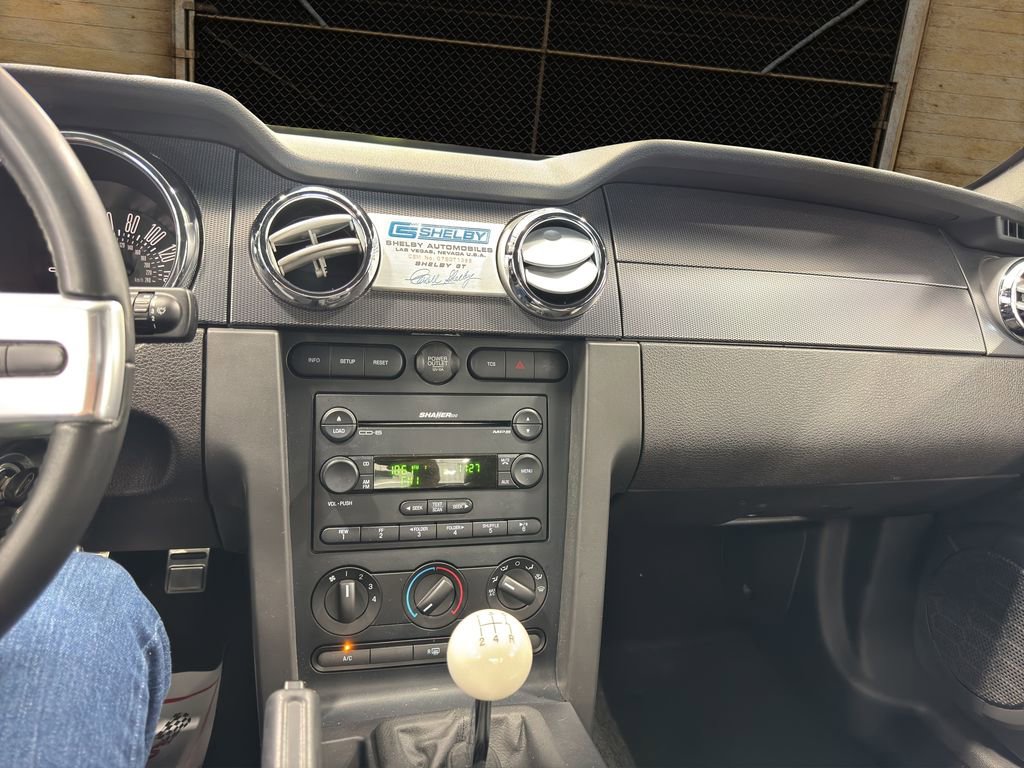 Used 2007 Ford Mustang GT Premium RWD image 32
