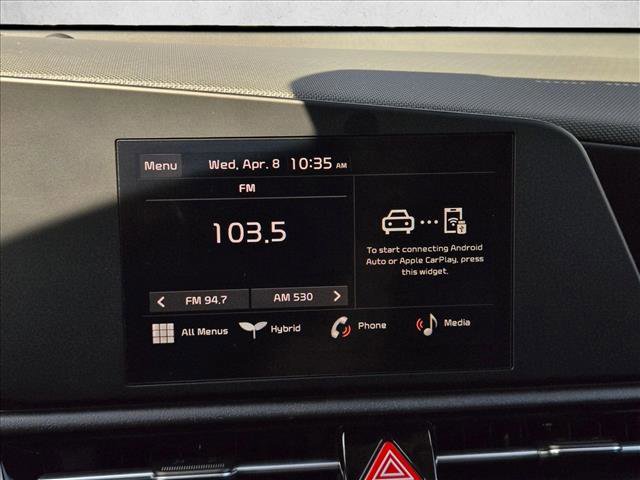 Used 2025 Kia Niro LX image 11