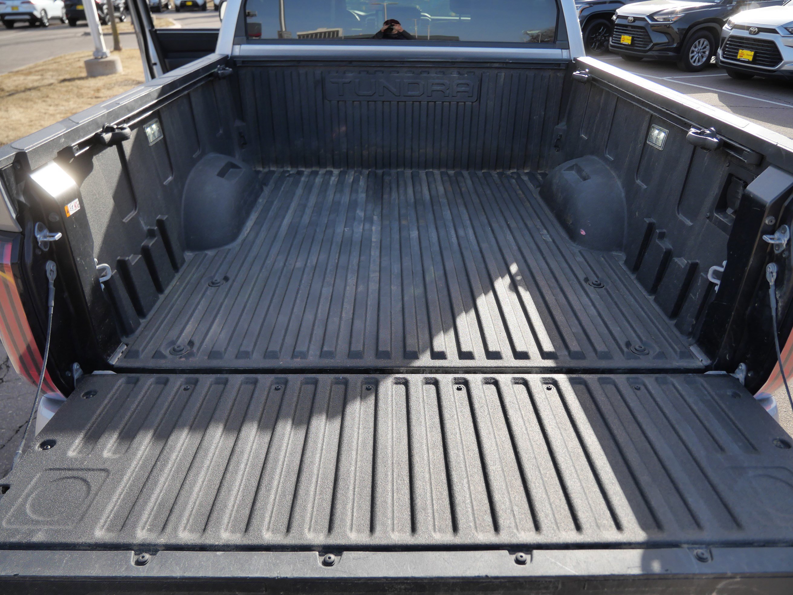 Used 2025 Toyota Tundra Platinum image 18