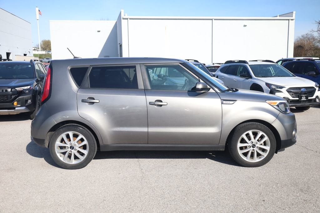 Used 2017 Kia Soul + w/ Audio Package image 5