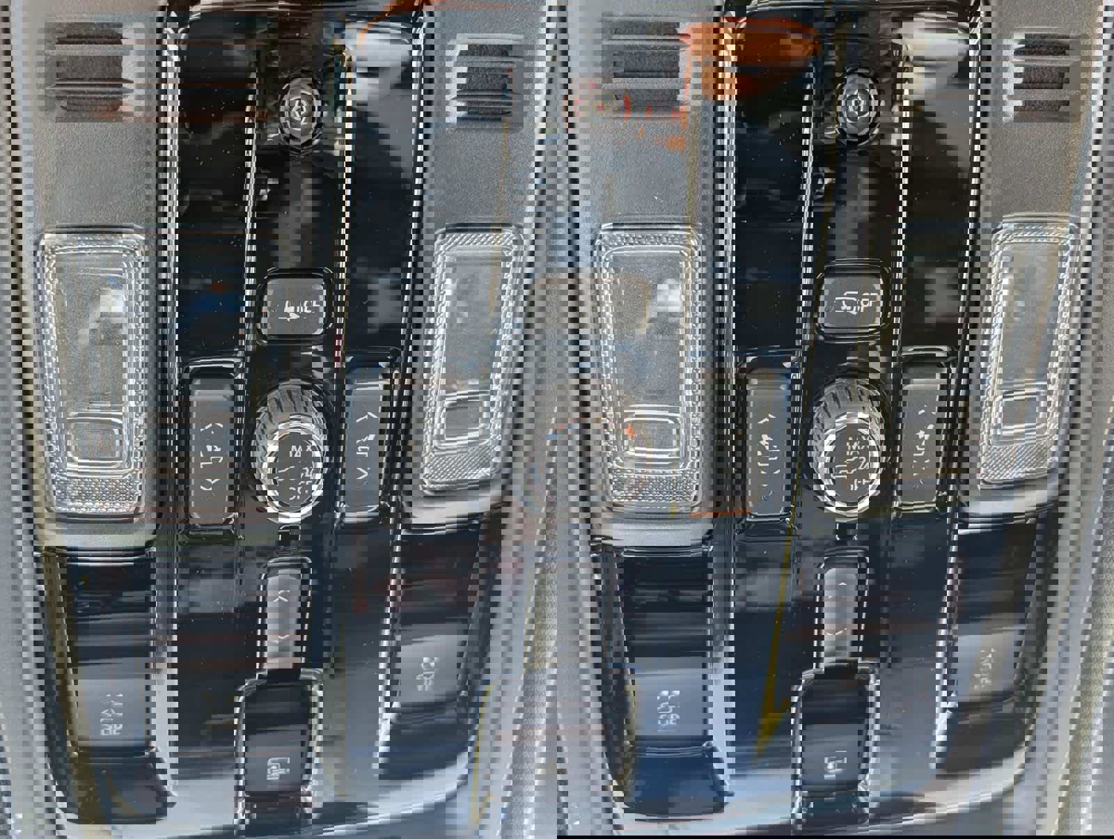 Certified 2026 GMC Yukon XL Elevation w/ Elevation Premium Package image 35