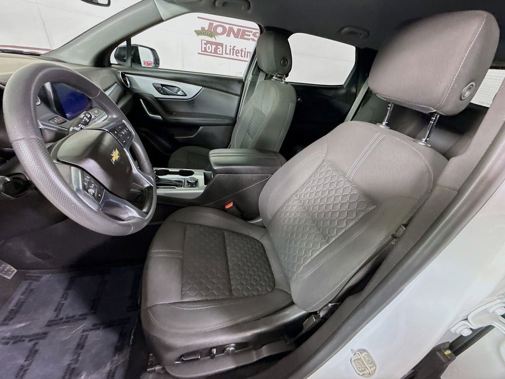 Used 2021 Chevrolet Blazer LT FWD image 24