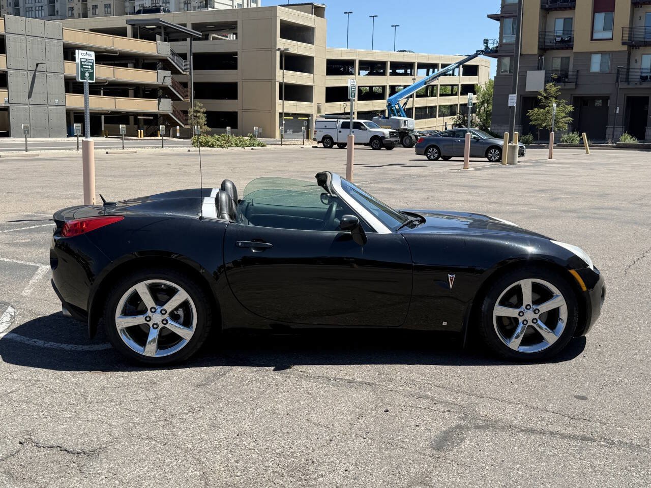 Used 2007 Pontiac Solstice GXP w/ Premium Package RWD image 7
