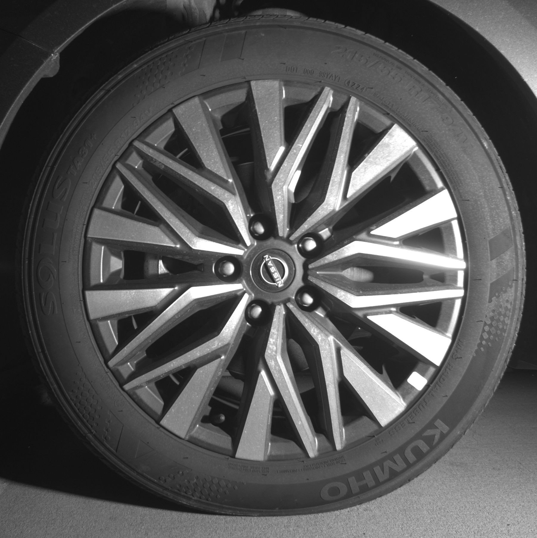 Used 2025 Nissan Altima 2.5 SV FWD image 12
