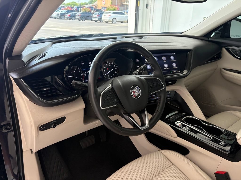 Used 2021 Buick Envision Essence FWD image 2