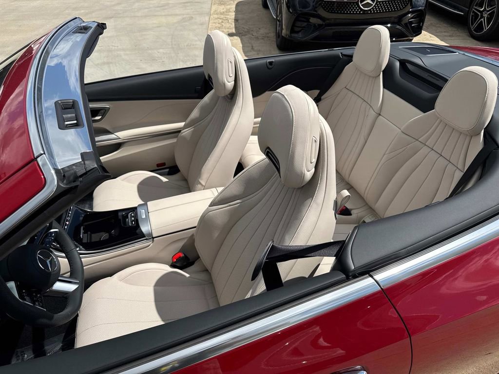 New 2026 Mercedes-Benz CLE 300 4MATIC Cabriolet image 11