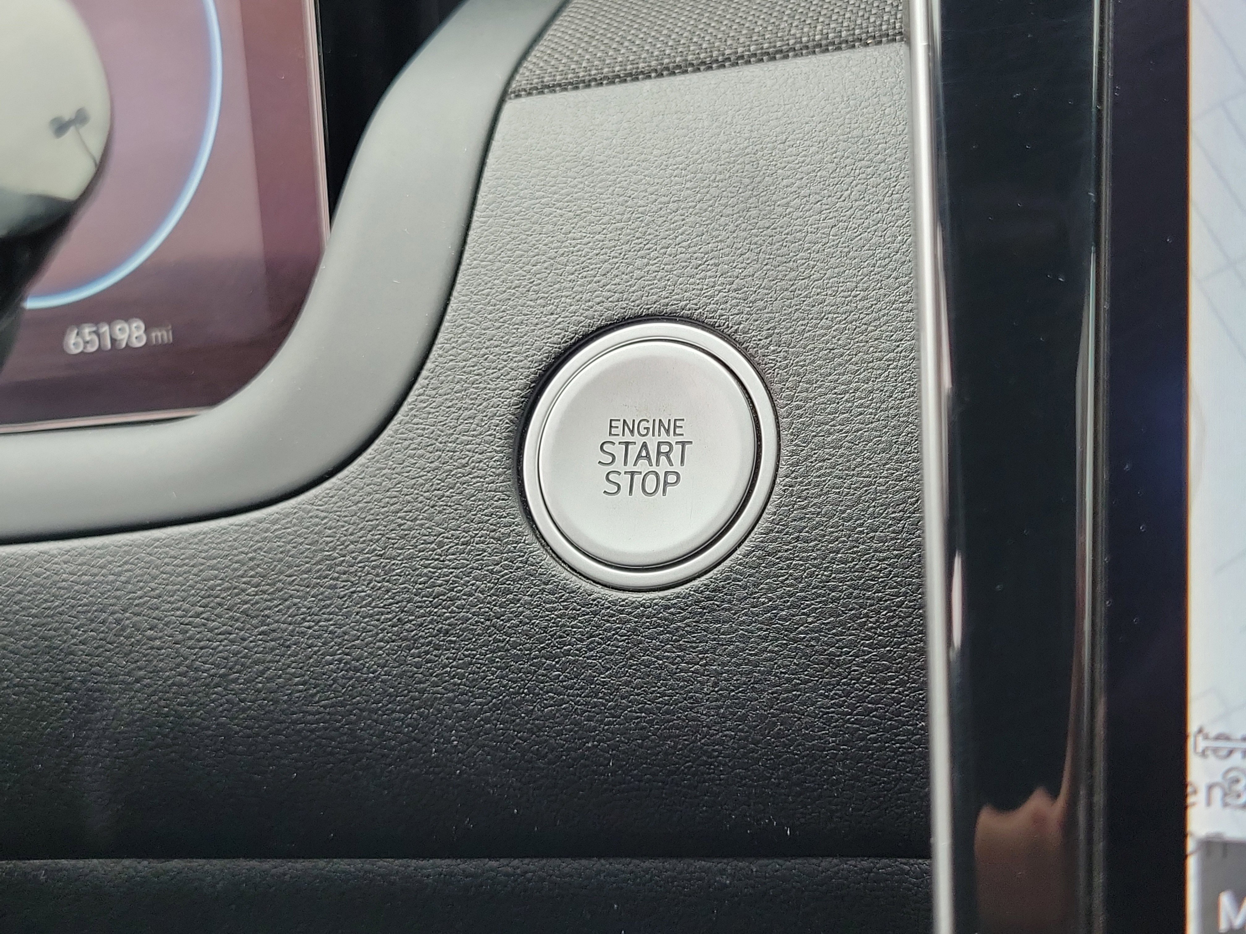 Used 2022 Hyundai Santa Cruz Limited image 28