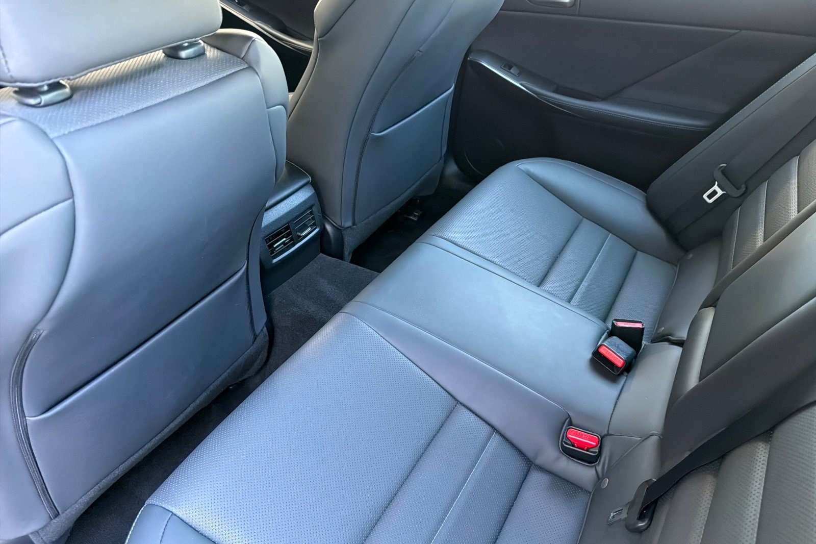 Certified 2023 Lexus IS 350 F Sport w/ Navigation Package RWD image 15