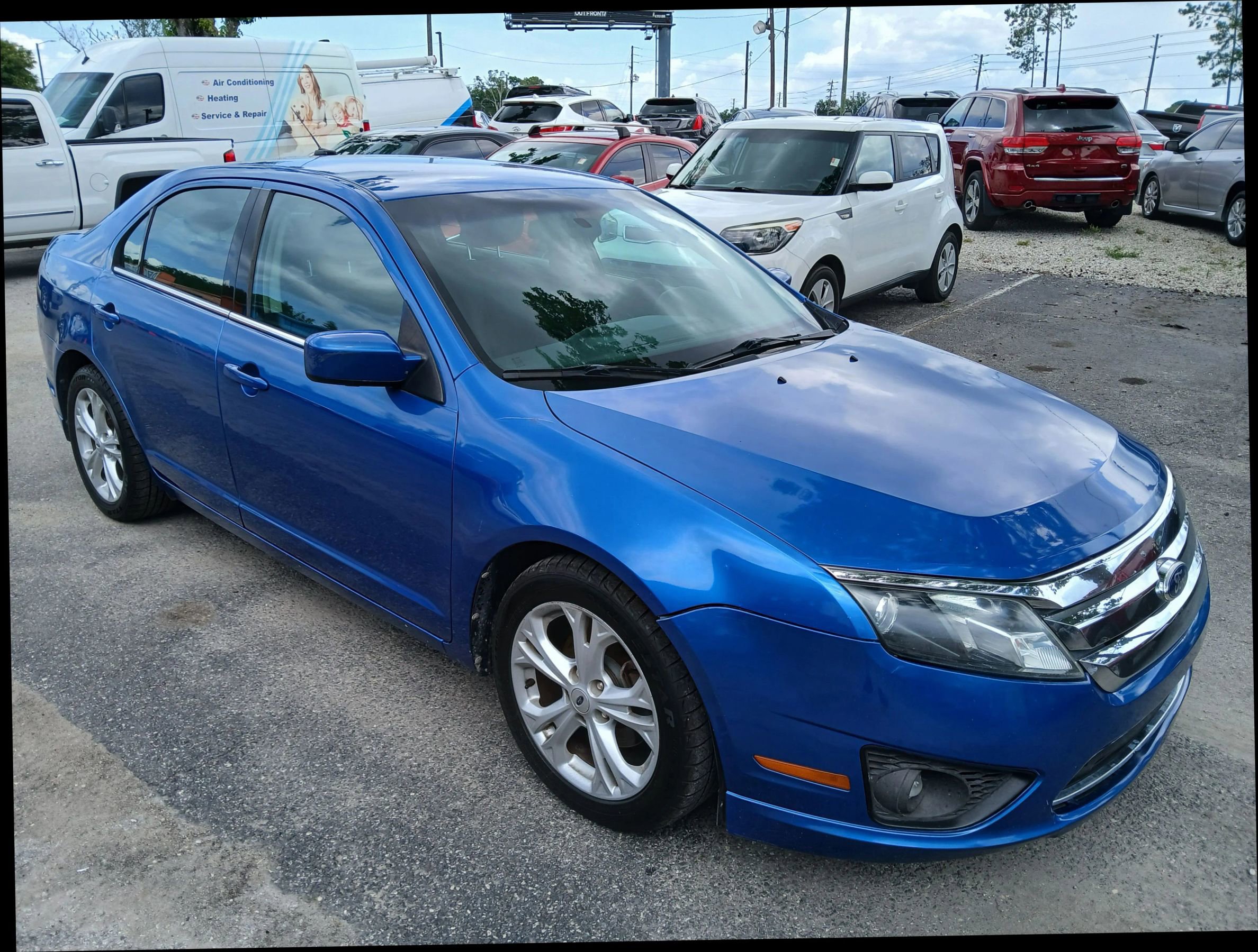 Used 2012 Ford Fusion SE image 7