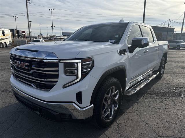 Used 2023 GMC Sierra 1500 SLT w/ SLT Premium Package image 3