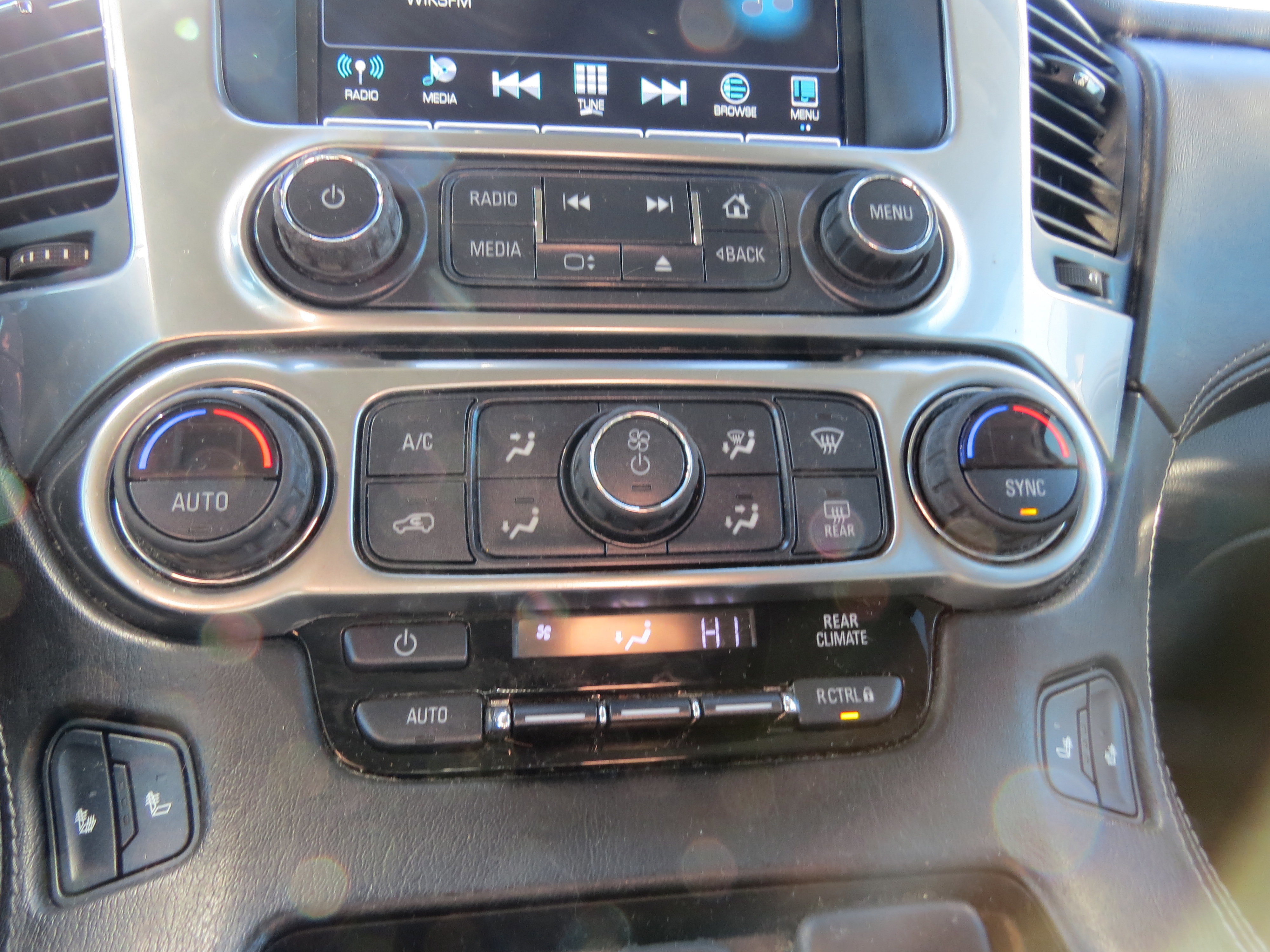 Used 2019 Chevrolet Tahoe LT image 27