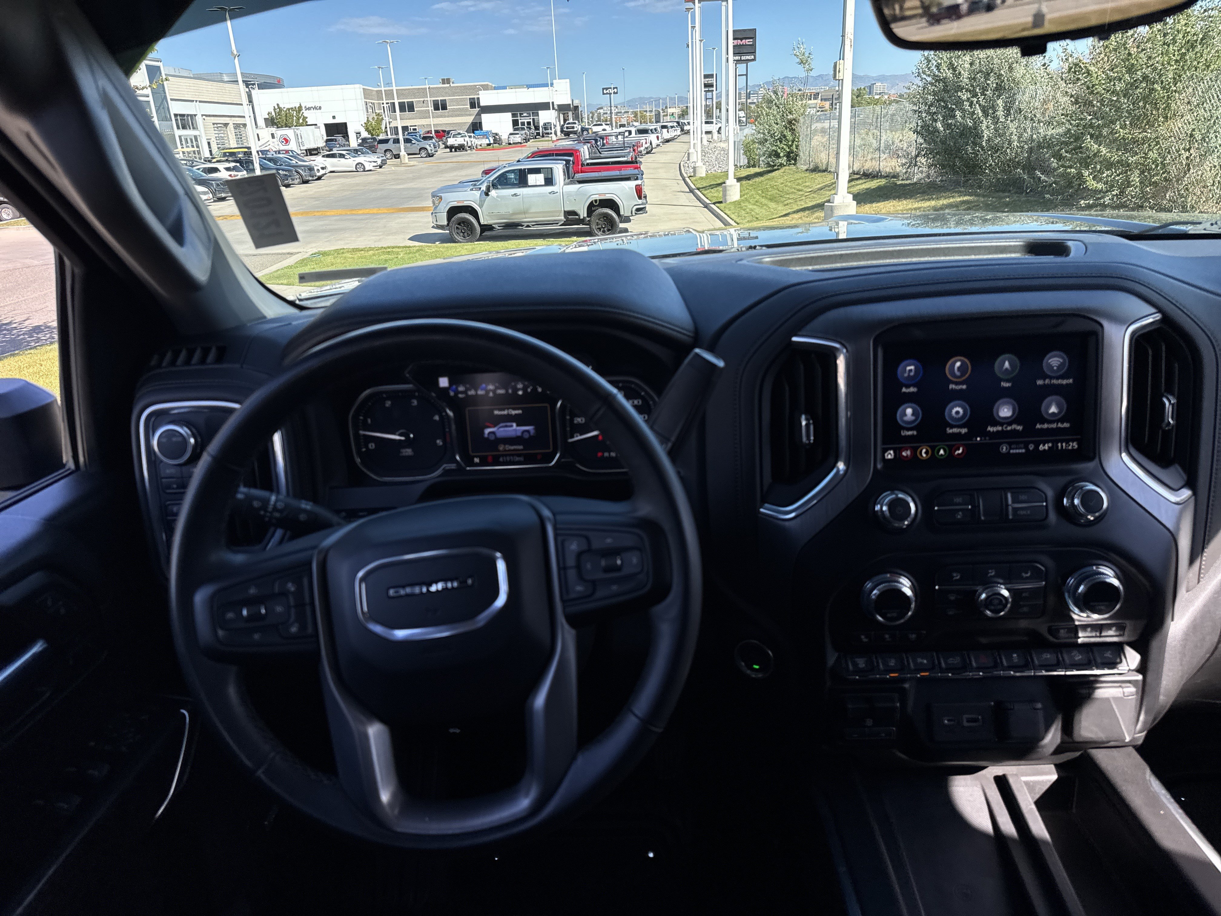 Used 2023 GMC Sierra 3500 Denali w/ Denali Black Diamond Edition AWD/4WD image 17