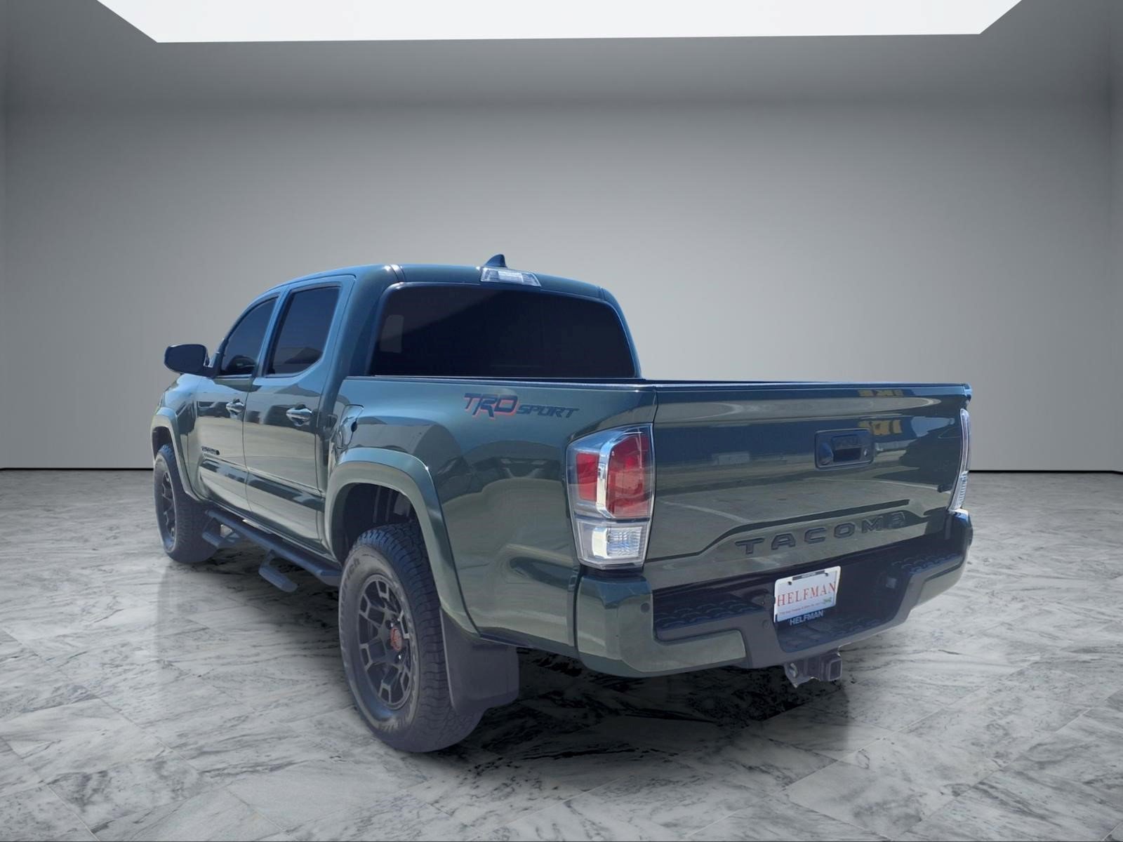 Used 2022 Toyota Tacoma TRD Sport w/ Technology Package RWD image 5