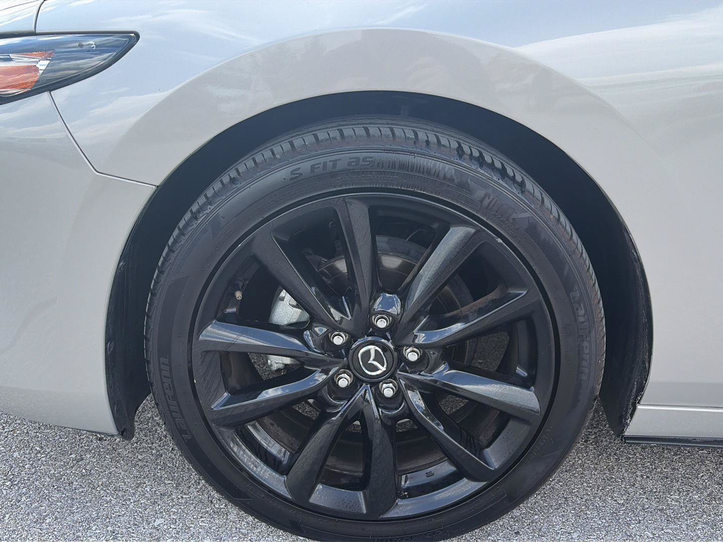 Used 2024 MAZDA MAZDA3 s FWD image 9