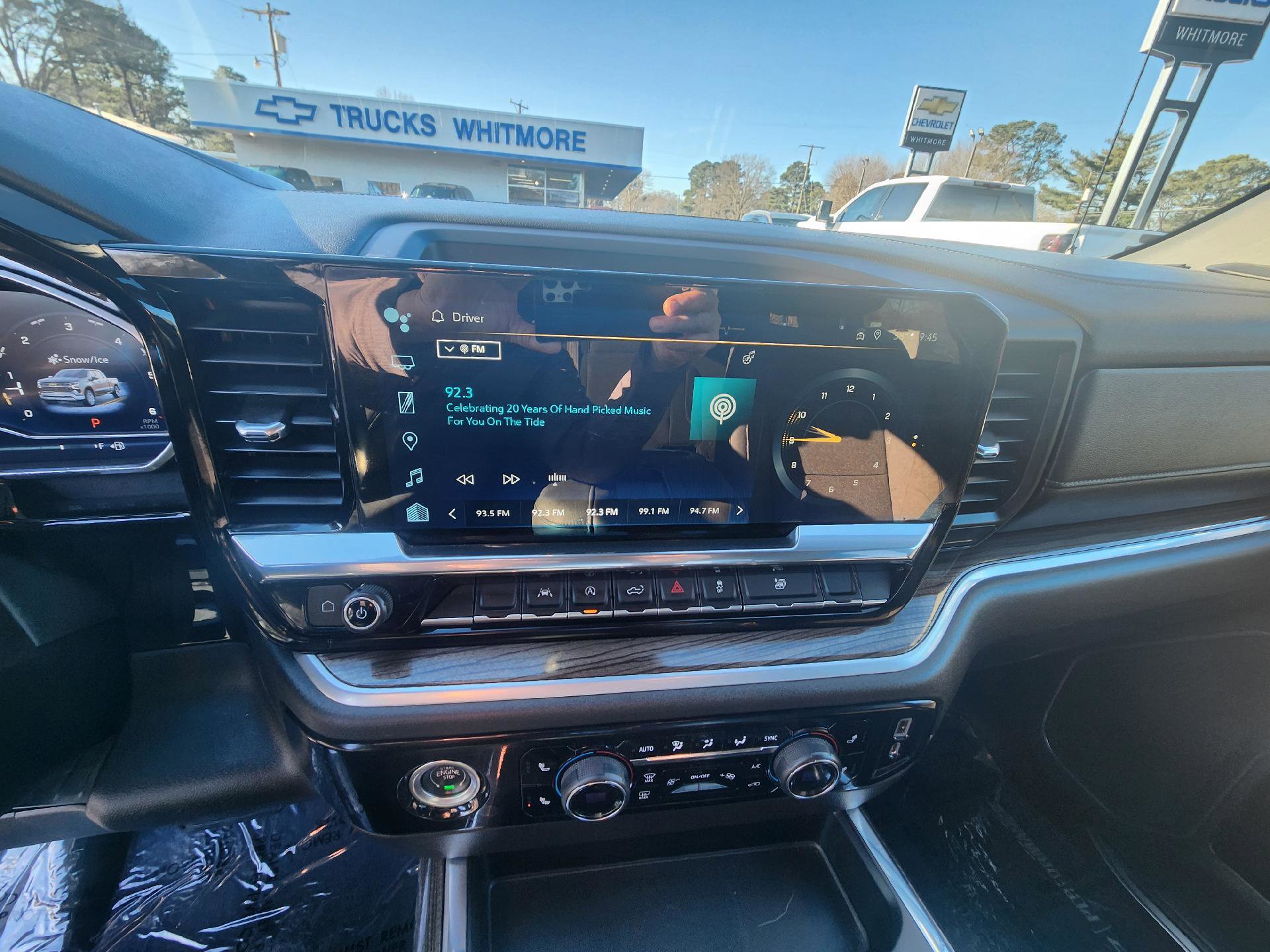 Used 2022 Chevrolet Silverado 1500 LT image 13