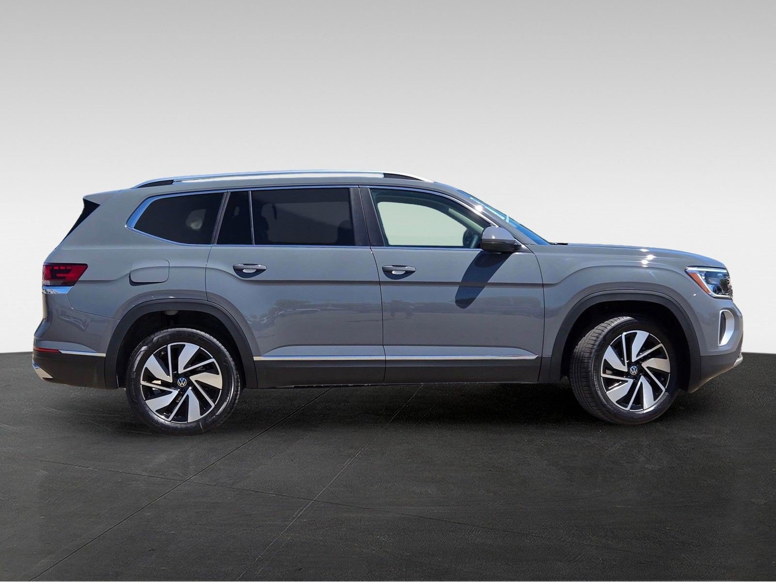 New 2026 Volkswagen Atlas SEL AWD/4WD image 4