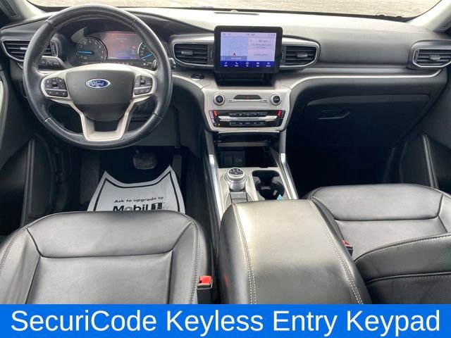 Used 2022 Ford Explorer XLT image 6