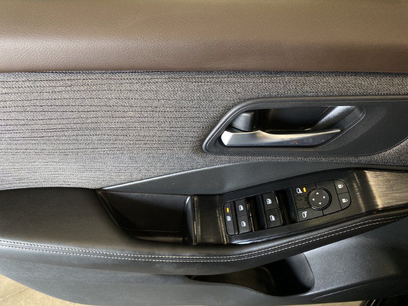 Used 2022 Nissan Rogue SV FWD image 29