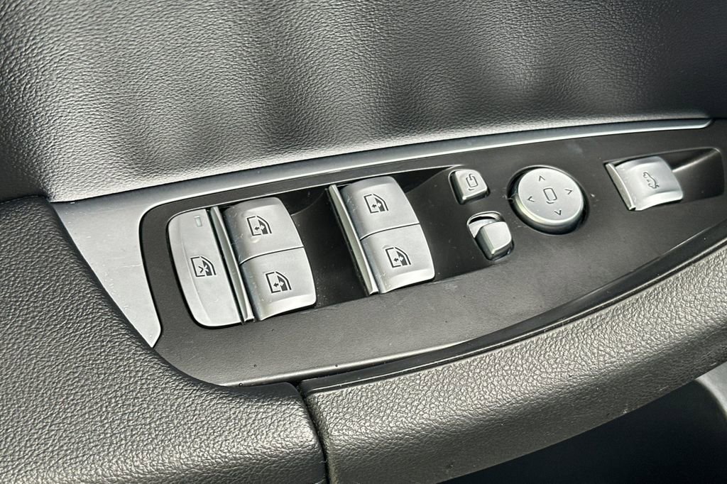 Used 2022 BMW X3 xDrive30i w/ Premium Package 2 (ZPA) image 11