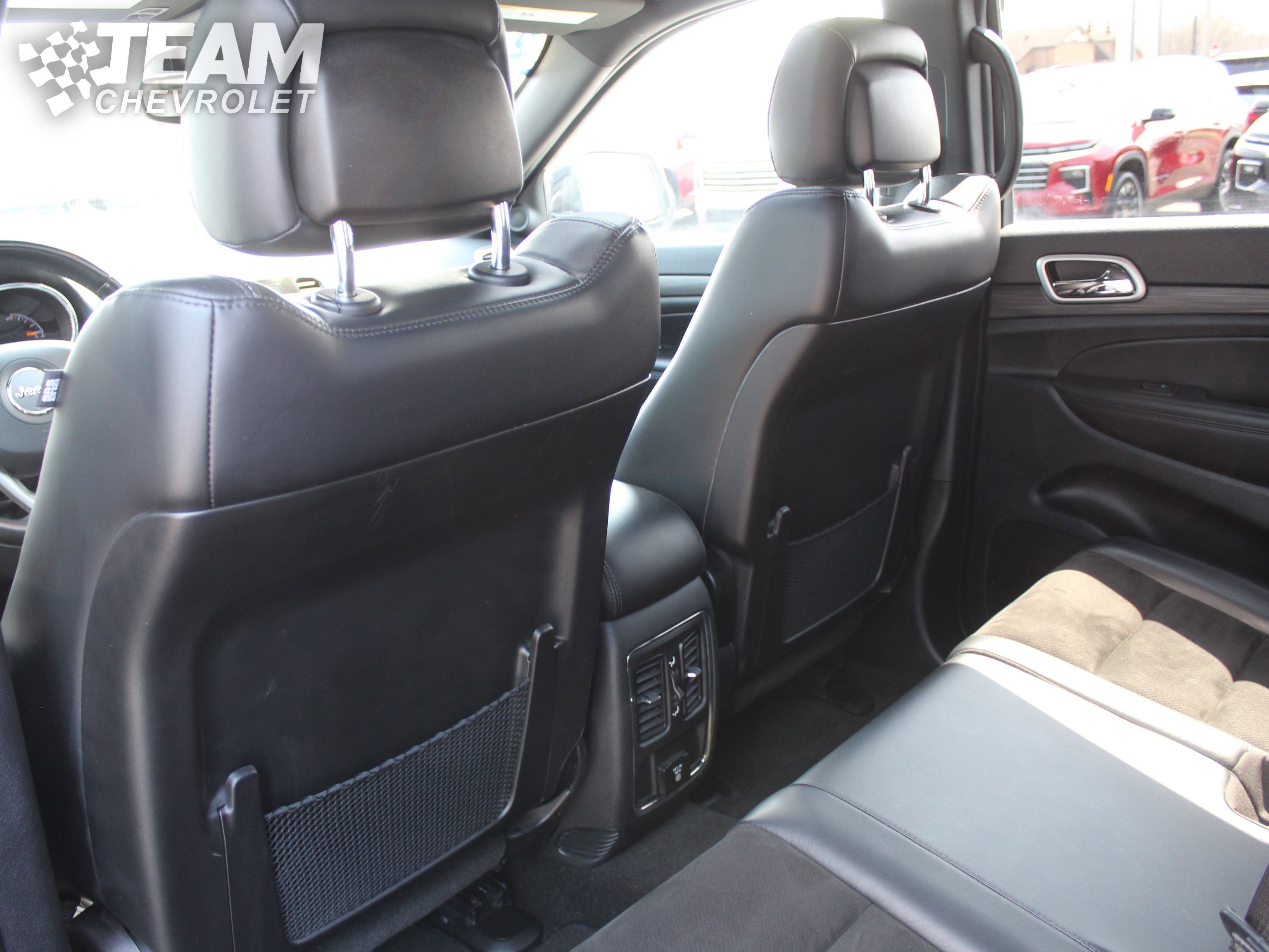 Used 2022 Jeep Grand Cherokee Laredo X AWD/4WD image 22