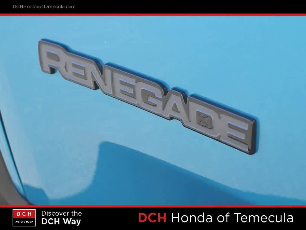 Used 2022 Jeep Renegade Altitude image 7