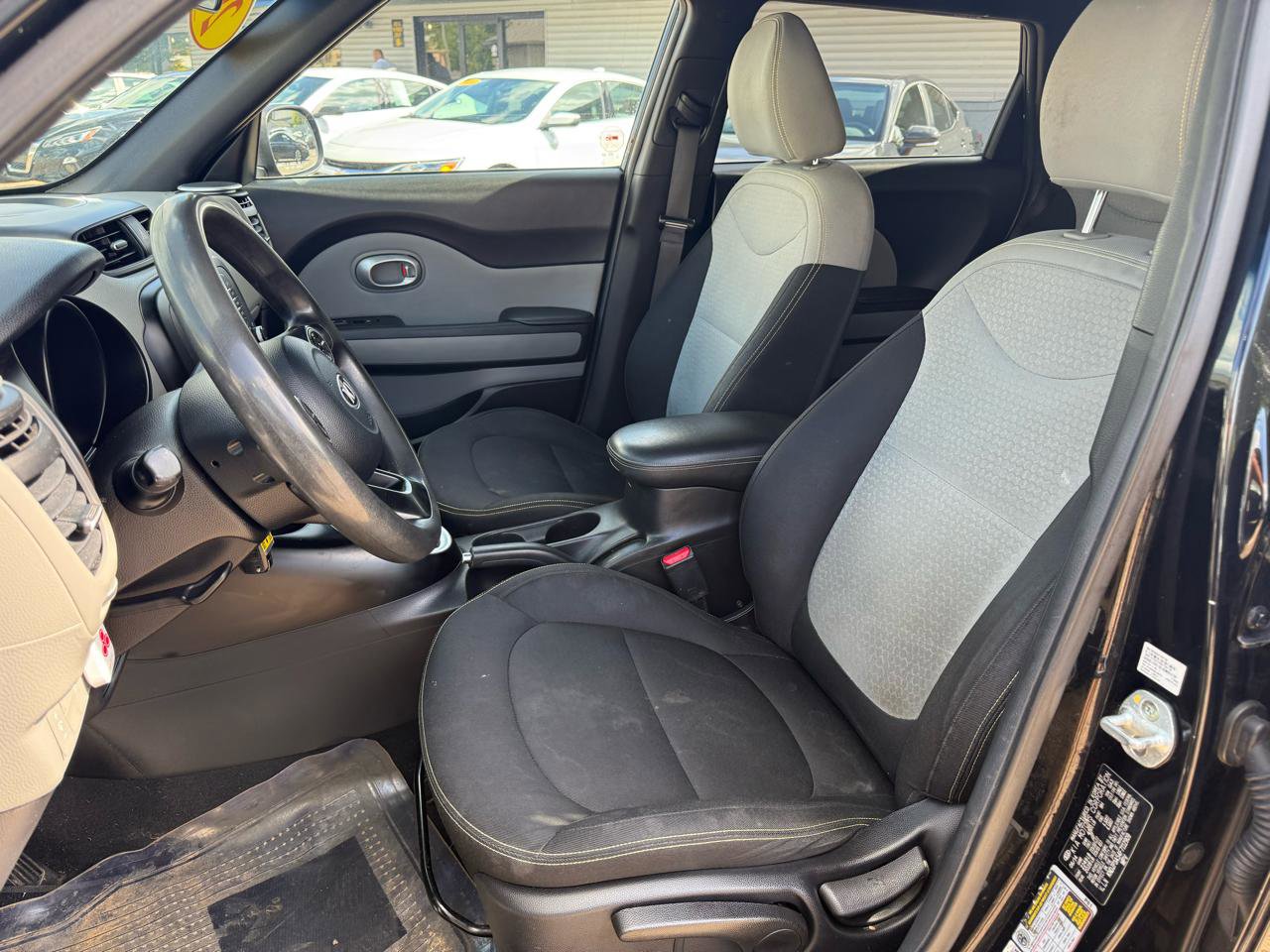 Used 2015 Kia Soul + FWD image 8
