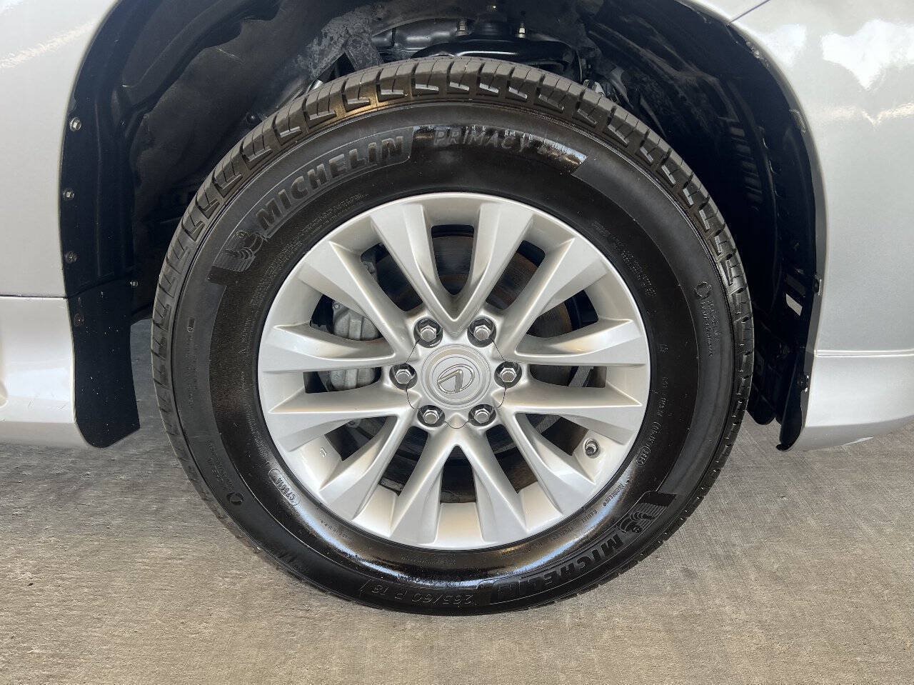 Used 2018 Lexus GX 460 Premium w/ Premium Package AWD/4WD image 34