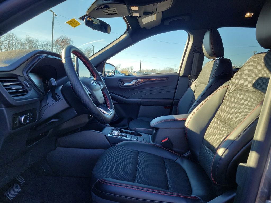 New 2026 Ford Escape ST-Line w/ Cold Weather Package image 16