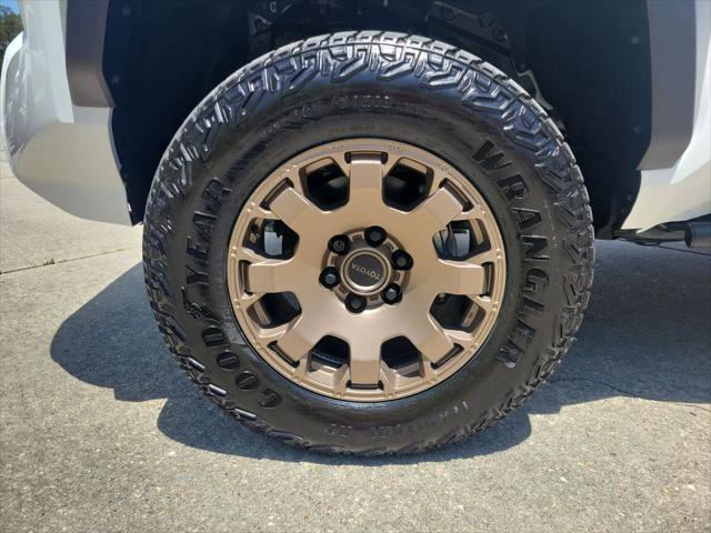 Certified 2025 Toyota Tacoma Trailhunter AWD/4WD image 43