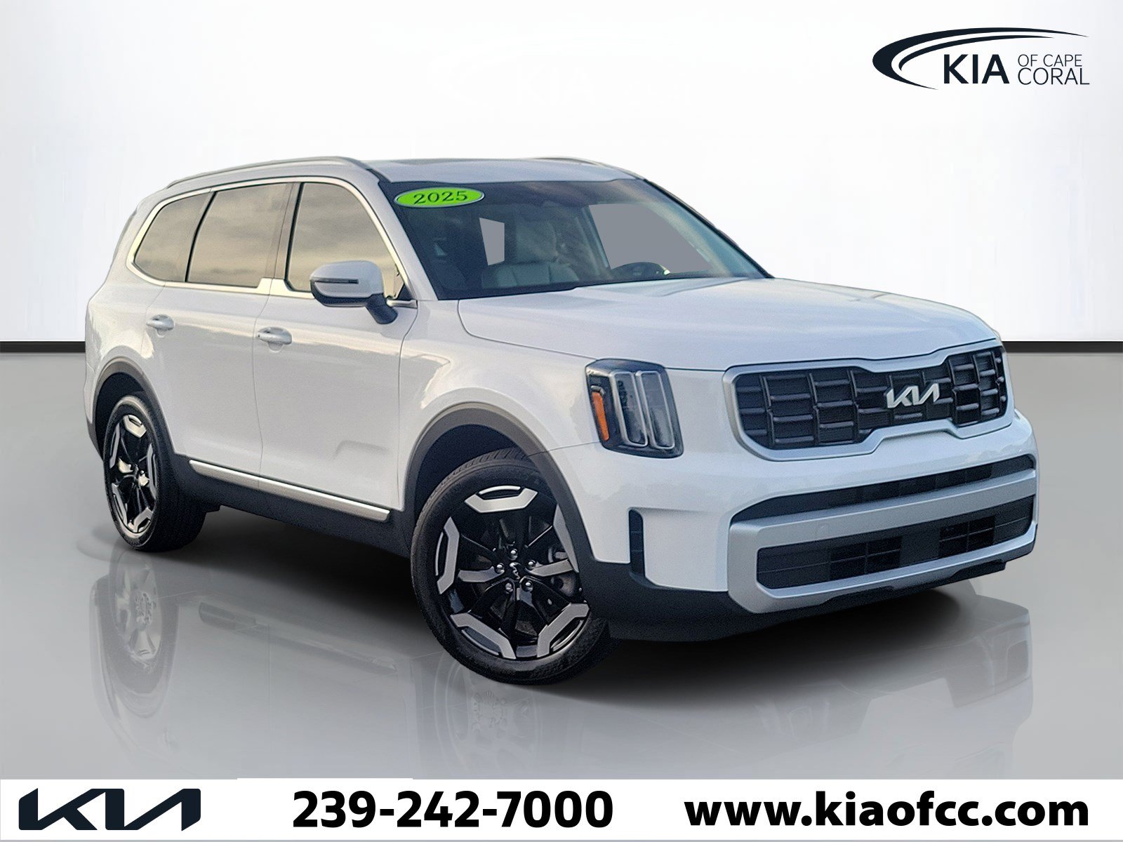 Certified 2025 Kia Telluride S