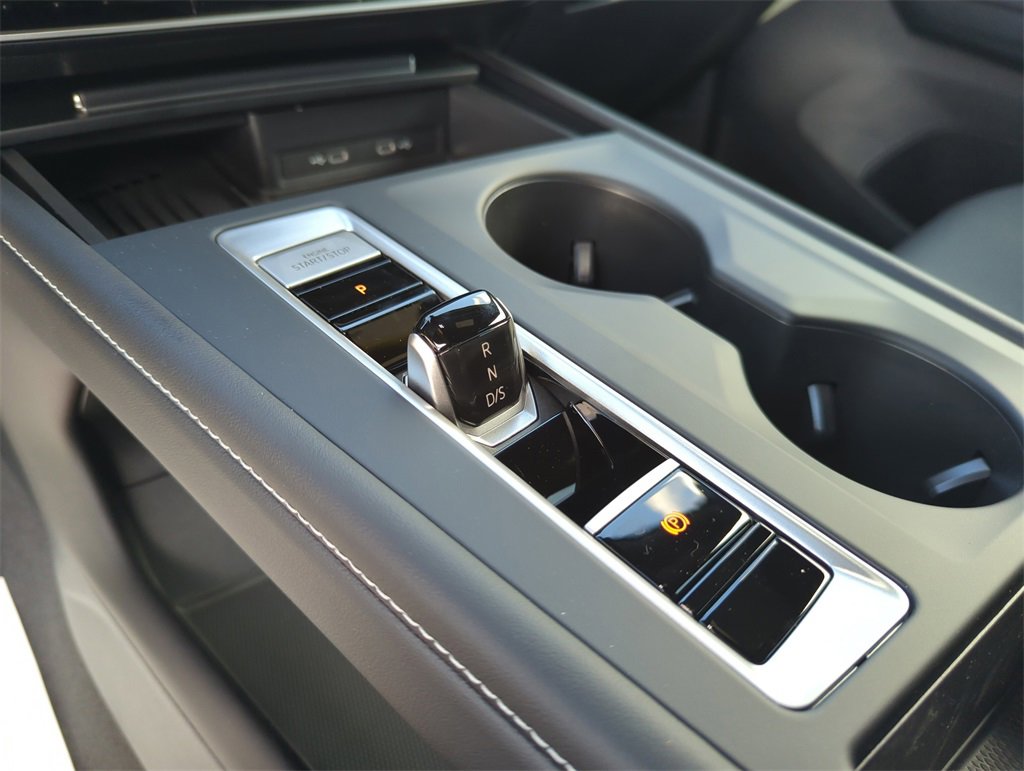 New 2026 Volkswagen Atlas Cross Sport SE image 38